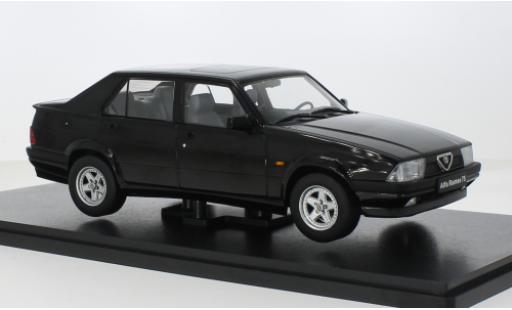 Modelauto Alfa Romeo 75 berline zwart Triple 9 Coll 1/18 Triple 9 Collection