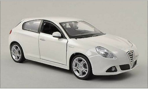 Alfa Romeo Giulietta berlina 1/24 Burago (940) wit modelauto