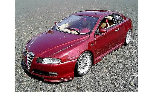 Alfa Romeo GT coupe 1/18 Welly gturismo modelauto
