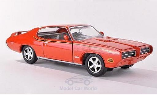 Modelauto Pontiac GTO The Judge oranje 1969 1/24 Motormax