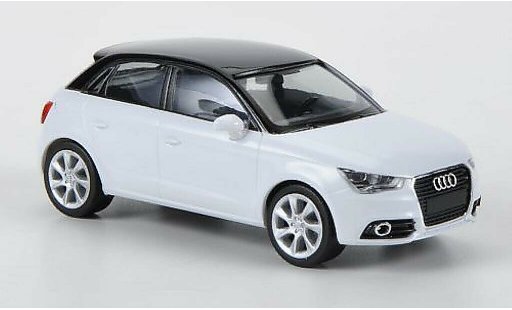 Audi A1 sportback 1/87 Herpa wit/zwart modelauto