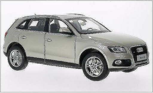 Audi Q5 suv 1/18 Paudi metallic beige 2014 modelauto