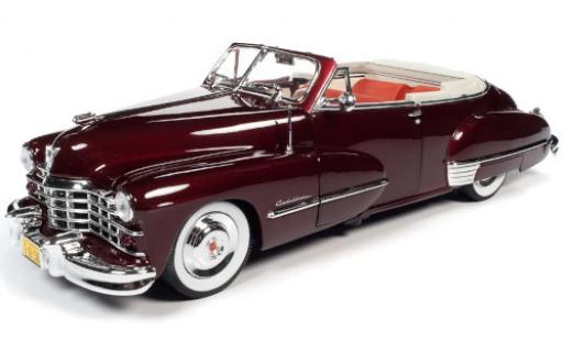 Modelauto Cadillac Series 62 Convertible Cabriolet rood 1947 1/18 Auto World