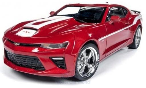 Modelauto Chevrolet Camaro tuning Yenko rood/wit 2017 1/18 Auto World