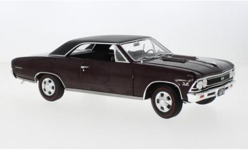 Modelauto Chevrolet Chevelle SS 396 rood/zwart 1966 1/18 Auto World