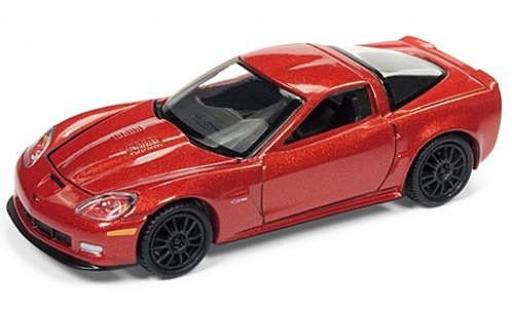 Modelauto Chevrolet Corvette Coupe metallic oranje 2011 sans Vitrine 1/64 Auto World