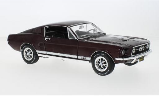 Modelauto Ford Mustang Fastback GT 2+2 metallic rood 1967 1/18 Auto World
