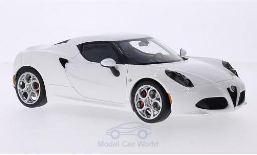Modelauto Alfa Romeo 4C coupe wit 2013 1/18 AUTOart