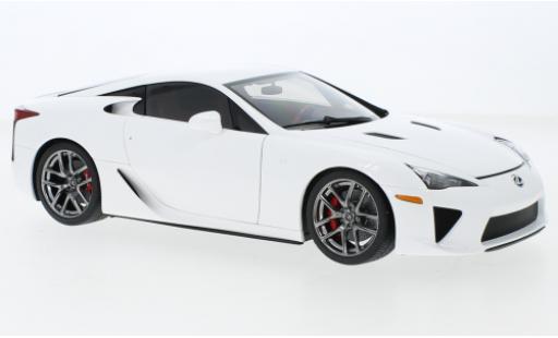 Modelauto Lexus LFA Base wit 2010 1/18 AUTOart