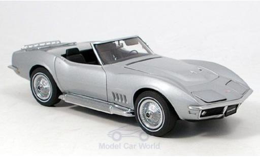 Modelauto Chevrolet Corvette Coupe grijs 1969 1/18 AUTOart