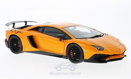 Modelauto Lamborghini Aventador SV LP750-4 metallic oranje 2015 1/18 AUTOart