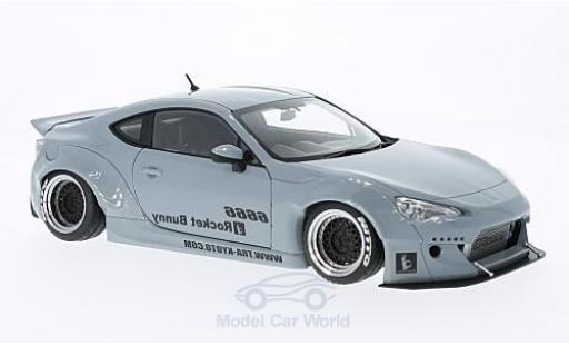 Modelauto Toyota 86 Rocket Bunny Rocket Bunny grijs zwarte Felgen 1/18 AUTOart