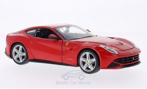 Modelauto Ferrari F12 Berlinetta 2 Sedan rood 1/24 Burago