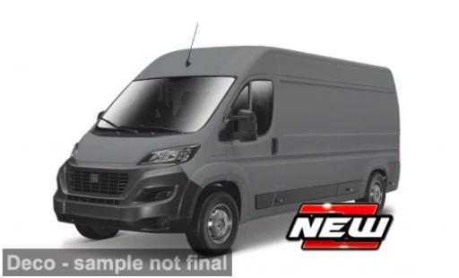 Modelauto Fiat Ducato Kasten Bburago grijs 2023 1/43 Burago