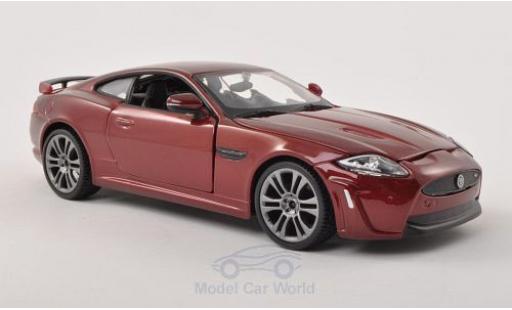 Modelauto Jaguar XKR-S S - metallic rood 1/24 Burago