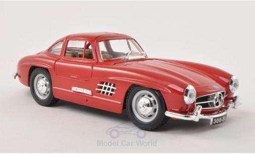 Modelauto Mercedes 300 Base (W198) rood 1954 1/24 Burago