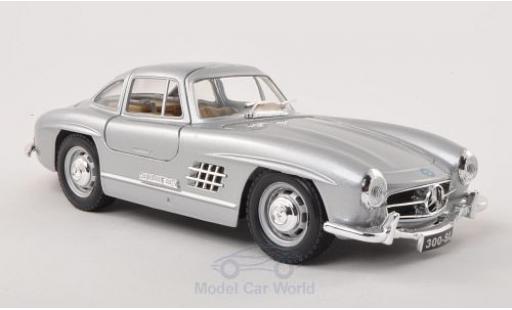 Modelauto Mercedes 300 Base (W198) grijs 1954 1/24 Burago