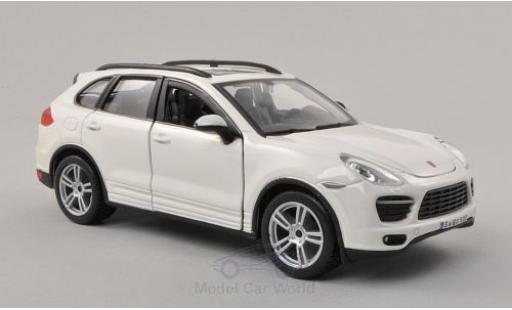 Modelauto Porsche Cayenne Turbo (92A) wit zonder Vitrine 1/24 Burago