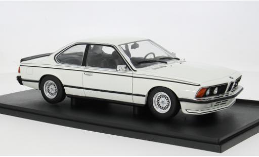 Modelauto Bmw 635 CSi (E24) wit 1/18 Solido