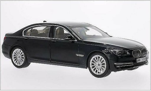 Bmw 750 F02 1/18 Kyosho i metallic blauw 2013 modelauto