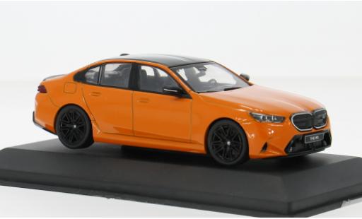 Modelauto Bmw M5 berline (G90) oranje 1/43 Solido