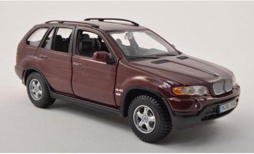 Bmw X5 E53 1/24 Burago rood modelauto