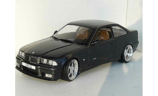Bmw M3 coupe 1/18 Ut Models E36 3.2 l titanium grijs modelauto