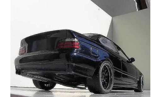 Bmw M3 coupe 1/18 Ut Models E36 dark blue modelauto