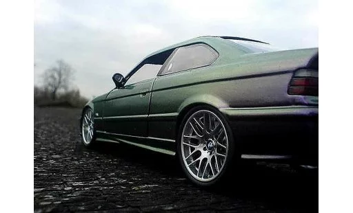 Bmw M3 coupe 1/18 Ut Models E36 peinture cameleon jantes m5 modelauto