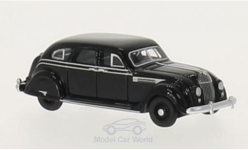Modelauto Chrysler Airflow Sedan zwart 1936 1/87 BoS Models
