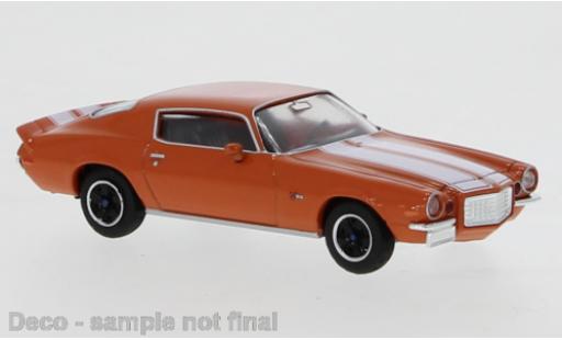 Modelauto Chevrolet Camaro Z28 Z 28 oranje/wit 1966 1/87 Brekina
