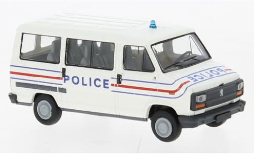 Modelauto Peugeot J5 Bus Politie (F) 1982 1/87 Brekina