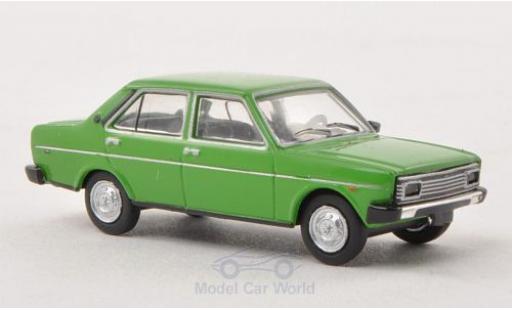 Modelauto Fiat 131 Mirafiori groen groen Ausf&Atilde;&frac14;hrung met Rechteckscheinwerfern 1/87 Brekina