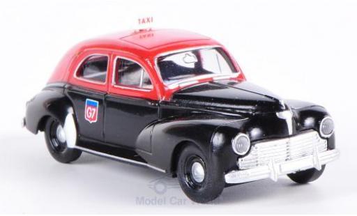 Modelauto Peugeot 203 Berline Taxi G7 1/87 Brekina