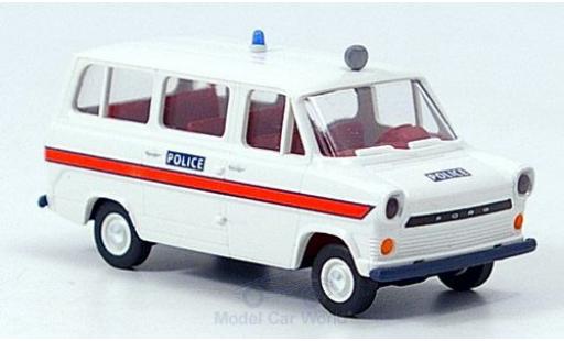 Modelauto Ford Transit Mk2 IIa Stationwagen Politie (GB) 1/87 Brekina