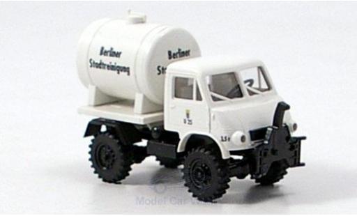 Modelauto Mercedes Unimog 401-404 U 402 BSR met Tank 1/87 Brekina