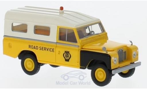 Modelauto Land Rover 109 Base AA Road Service 1/18 Brekina