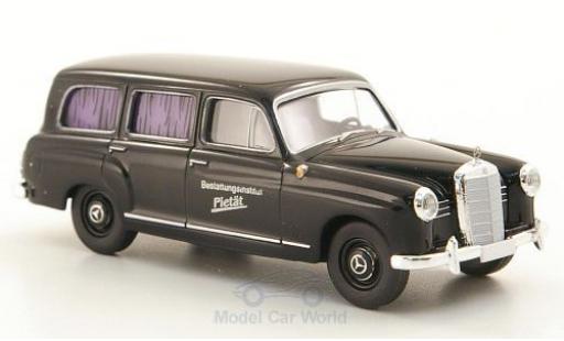 Modelauto Mercedes 180 Kombi Stationwagen zwart Bestattungsinstitut Piet&Atilde;&curren;t 1/87 Brekina