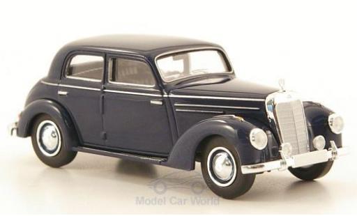 Modelauto Mercedes 220 Base (W187) blauw 1/87 Brekina
