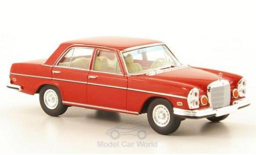 Modelauto Mercedes 280 SE 4.5 (W108) rood US-Version 1/87 Brekina