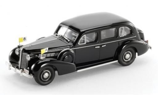 Modelauto Buick Limited Limousine Series 90L Sedan zwart 1938 Edizioni Musei Vaticani 1/43 Brooklin