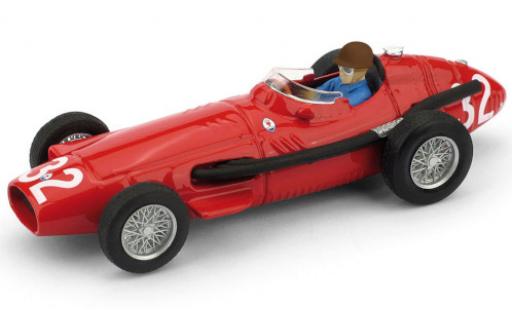 Modelauto Maserati 250 Base F No.32 formule 1 GP Monaco 1957 avec figurine de conducteur J.M.Fangio 1/43 Brumm