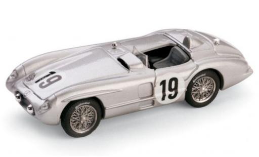 Modelauto Mercedes 300 Base SLR No.19 24h Le Mans 1955 Moss Collection J.M.Fangio/S.Moss 1/43 Brumm