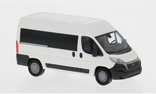 Modelauto Fiat Ducato Bus wit 2014 1/87 Busch