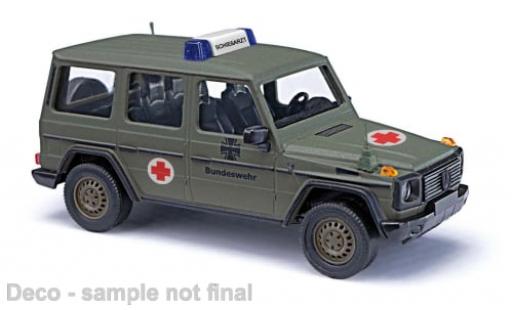 Modelauto Mercedes Classe G Utilitaire (W463) Bundeswehr - Rotes Kreuz 1990 1/87 Busch