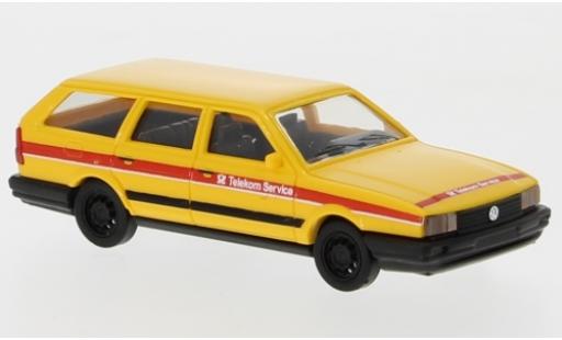 Modelauto Volkswagen Passat Base Variant Telekom Service 1/87 Busch