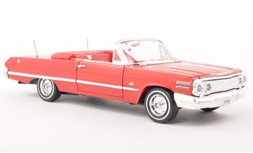 Modelauto Chevrolet Impala Convertible Congroen rood 1/24 Welly