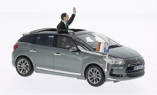 DS Automobiles DS5 Presidentielle 1/43 Norev Prasidentenfahrzeug met Figur 2012 modelauto