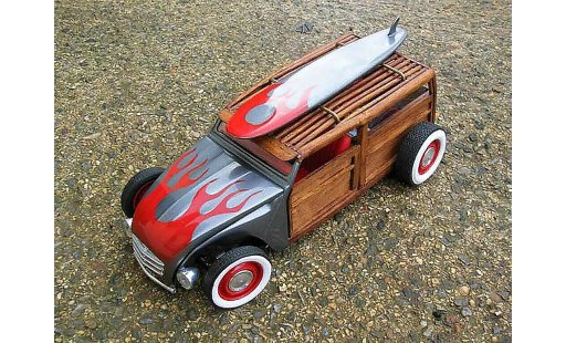 Citroen 2CV Berline 1/18 Solido woody the wooden horse hot rod modelauto