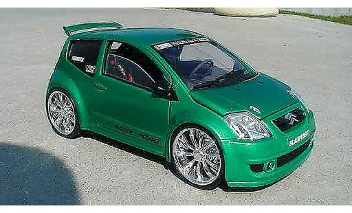 Citroen C2 tuning 1/18 Solido vts jantes 18 pouces modelauto